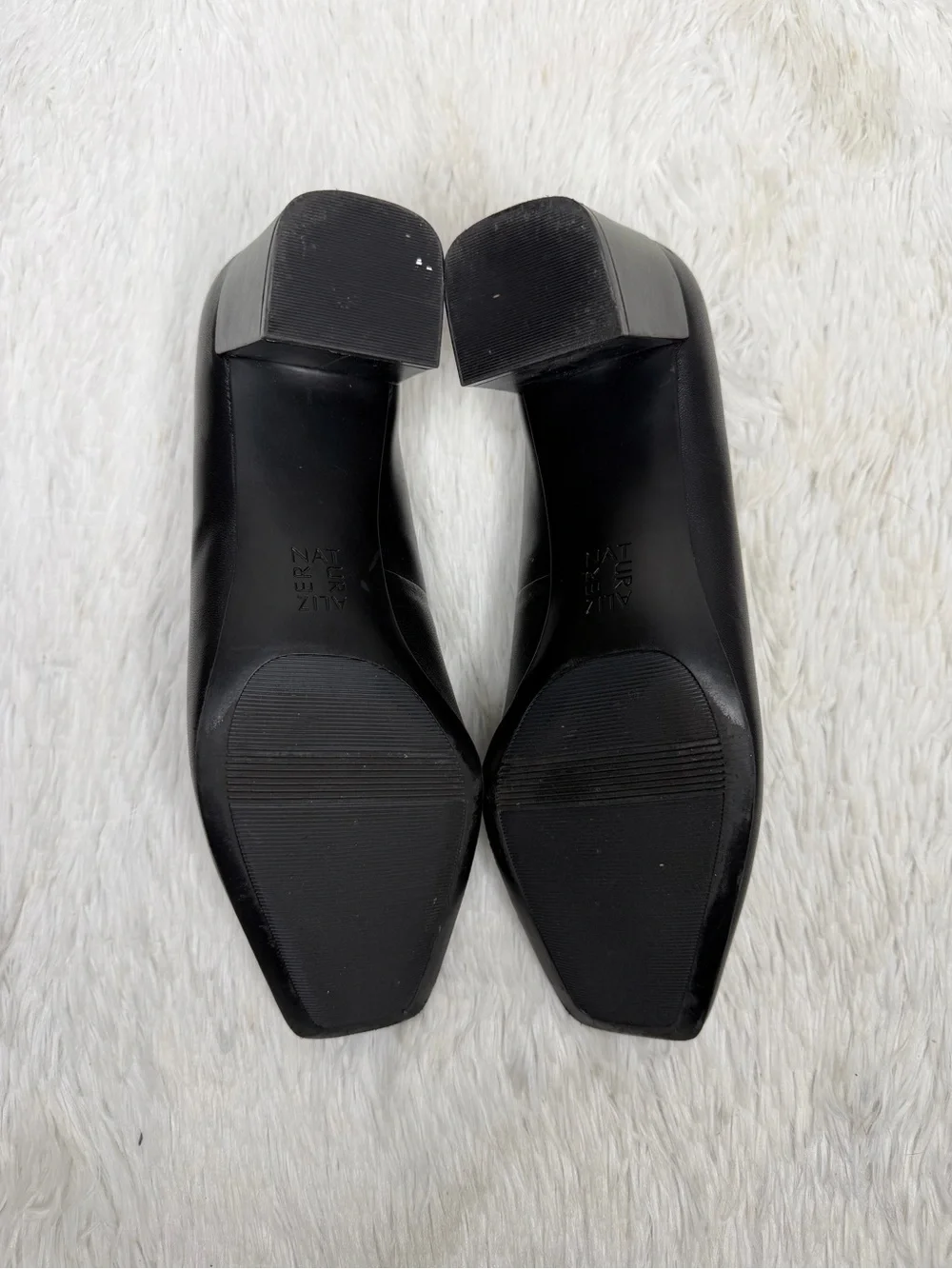 NATURALIZER / Karina black leather square toe block heel pumps / 8.5